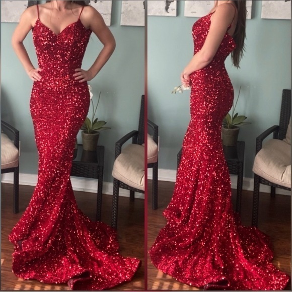 NWT sequin Portia & Scarlett red evening gown